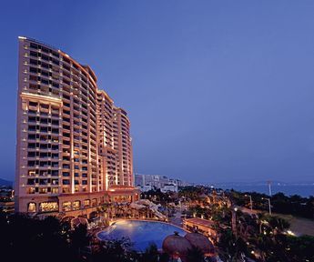 Sheraton Sanya Bay Resort Exterior photo
